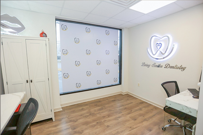 Dentist in Livingston